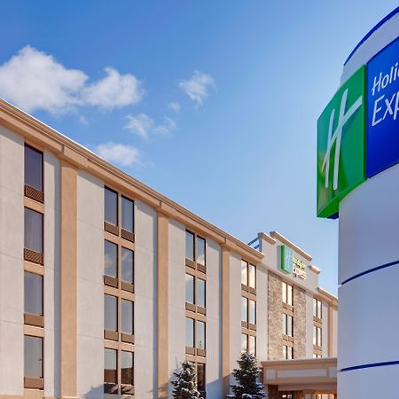Holiday Inn Express Flint-Campus Area By Ihg Dış mekan fotoğraf