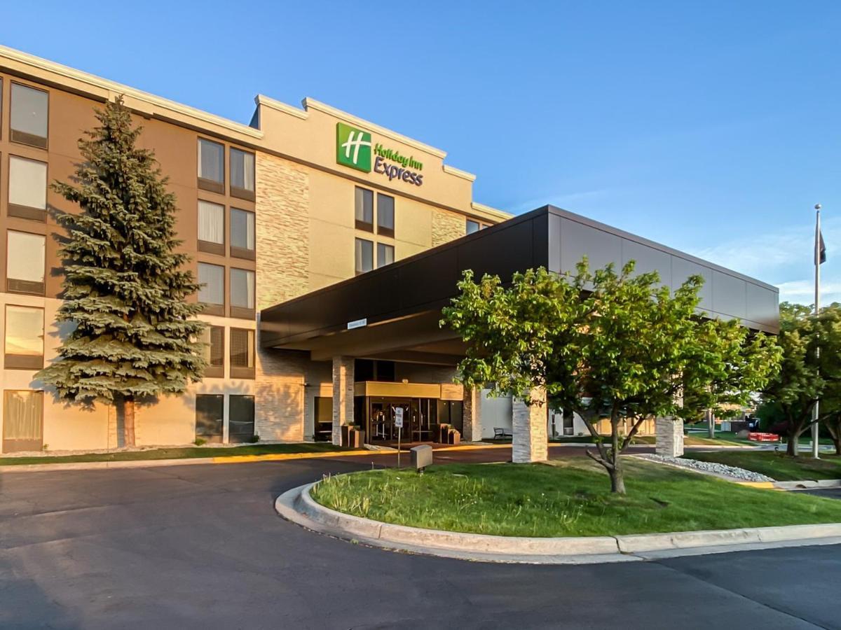 Holiday Inn Express Flint-Campus Area By Ihg Dış mekan fotoğraf