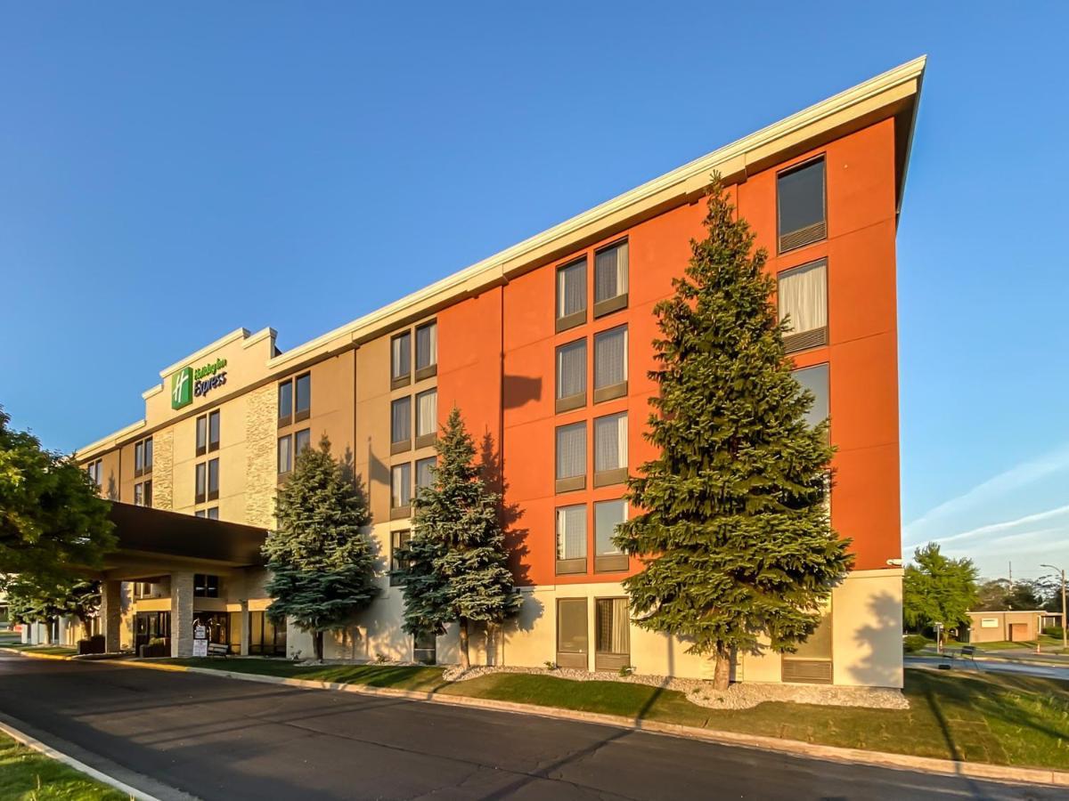 Holiday Inn Express Flint-Campus Area By Ihg Dış mekan fotoğraf