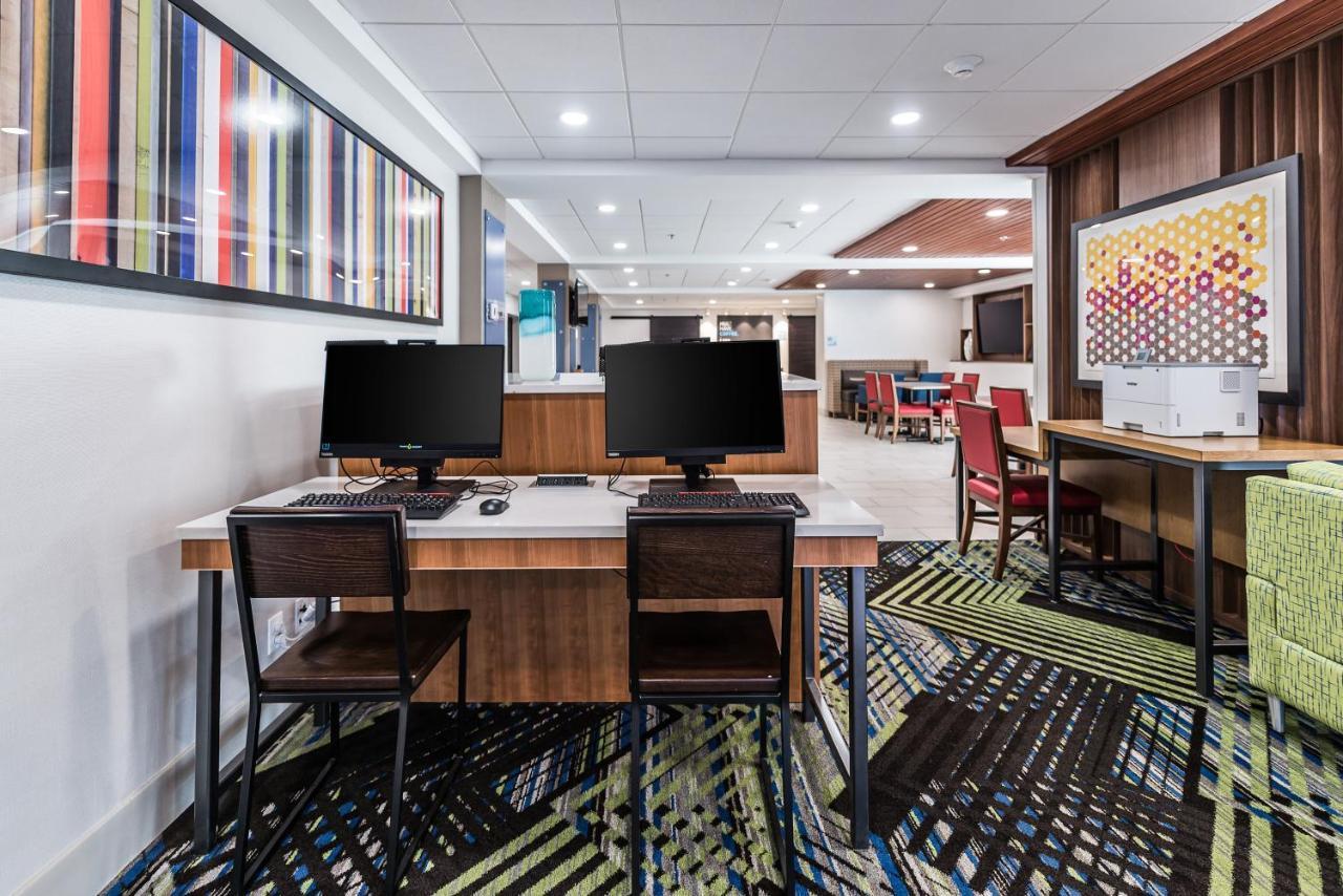 Holiday Inn Express Flint-Campus Area By Ihg Dış mekan fotoğraf