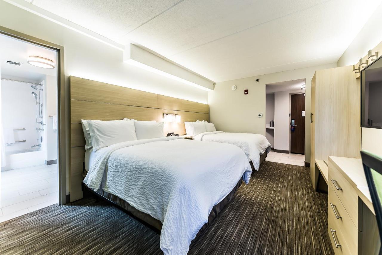 Holiday Inn Express Flint-Campus Area By Ihg Dış mekan fotoğraf