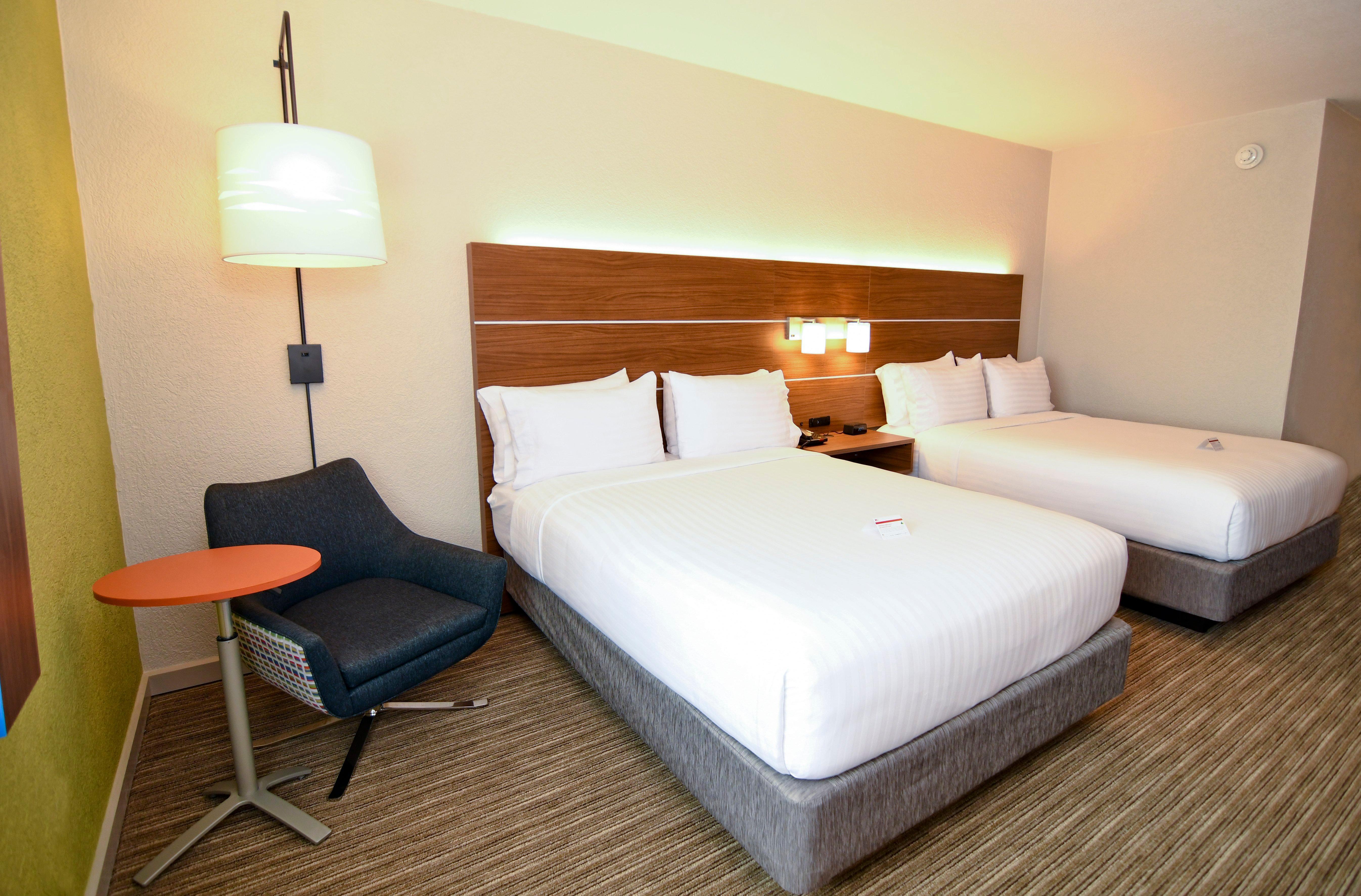 Holiday Inn Express Flint-Campus Area By Ihg Dış mekan fotoğraf